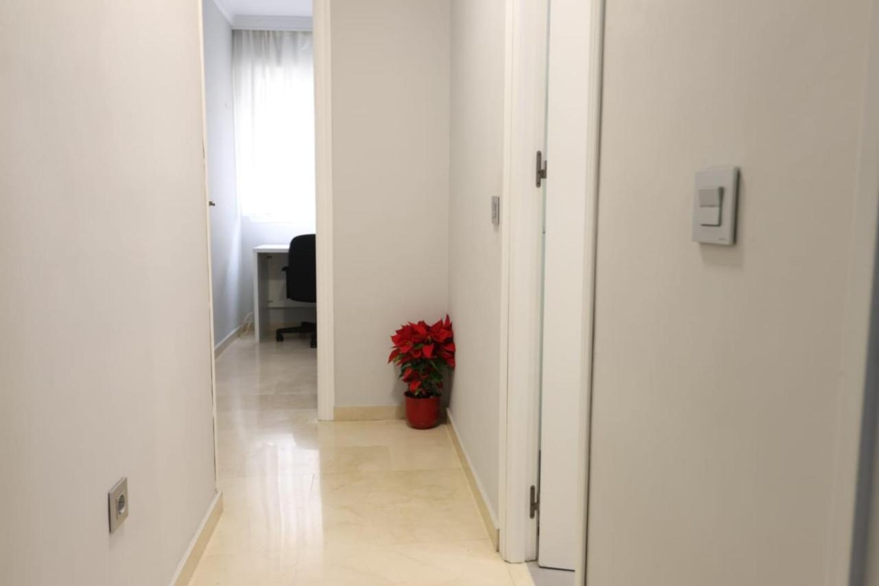 Апартаменты Piso En Pleno Centro De Huelva. Экстерьер фото